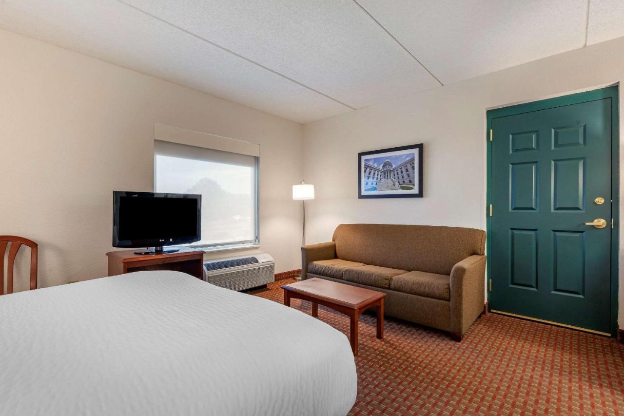 Hotel Clarion At The Alliant Energy Center Madison