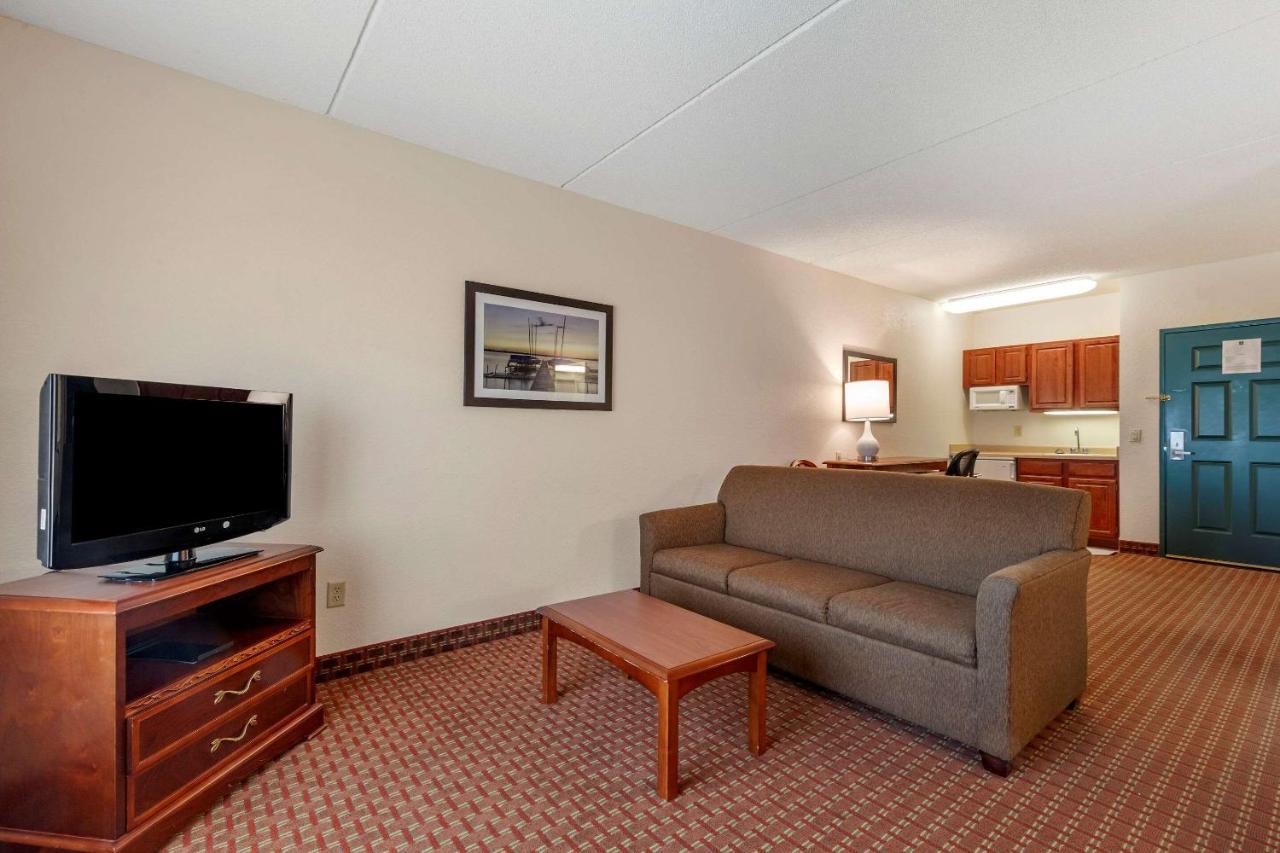 Clarion At The Alliant Energy Center Hotel Madison