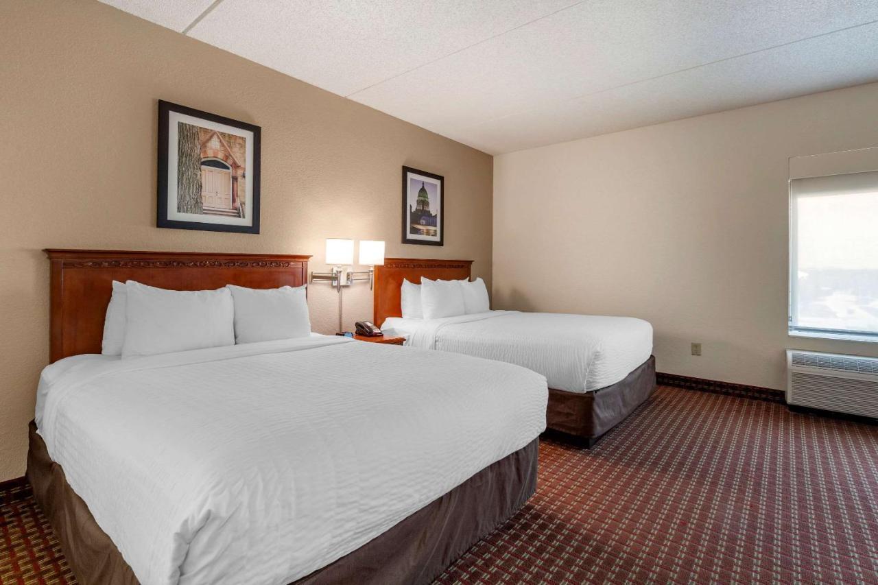 Clarion At The Alliant Energy Center Hotel 3*
