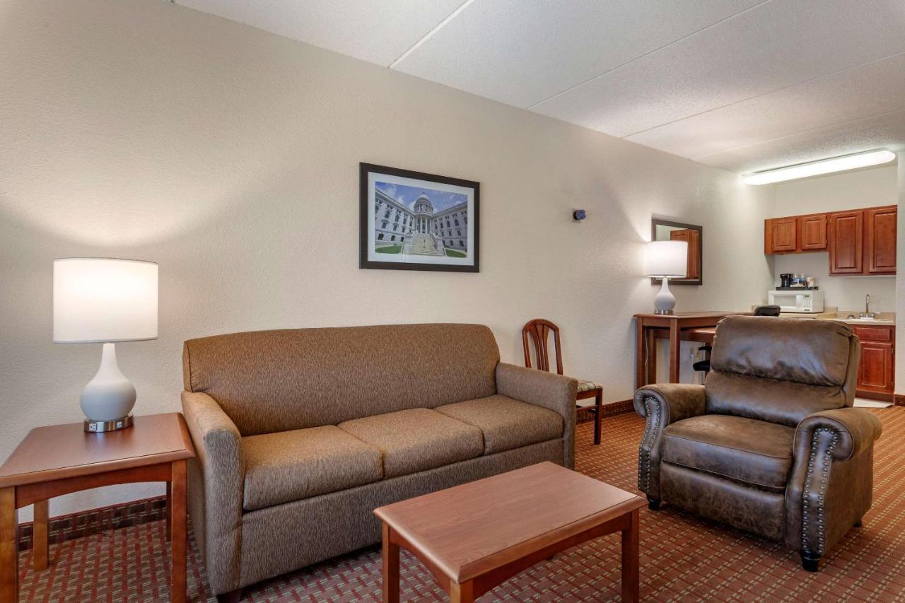 Clarion At The Alliant Energy Center Madison